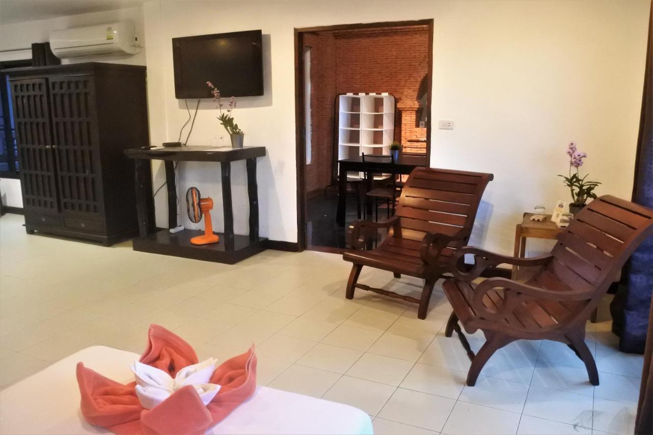 Hi Karon Beach Family Room Exterior photo